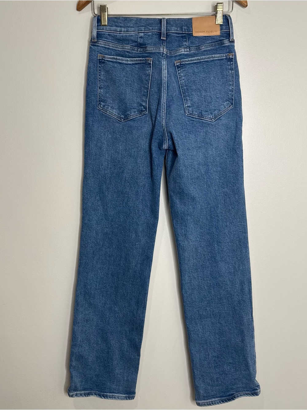 Aritzia Denim Forum 90s Snatched Mid-rise Straight Leg Jeans Size 27 - Picture 7 of 10